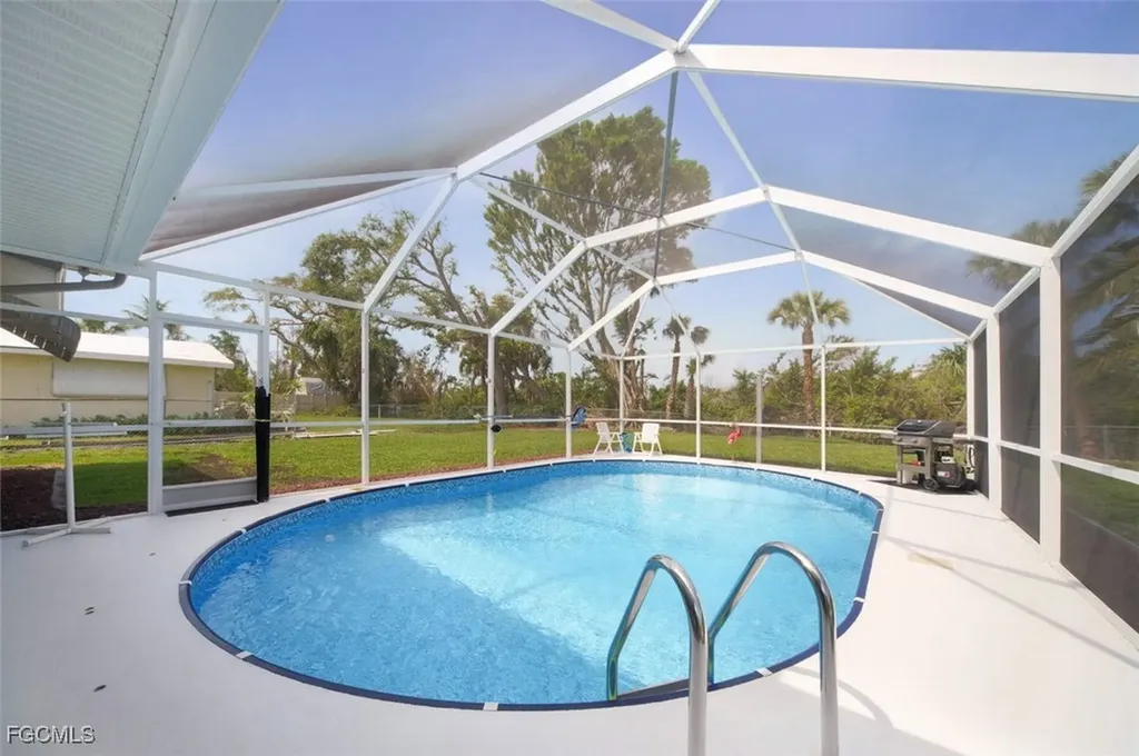 5818 SW 1st Court Cape Coral FL 33914