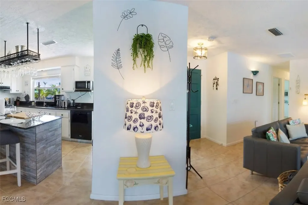 5818 SW 1st Court Cape Coral FL 33914