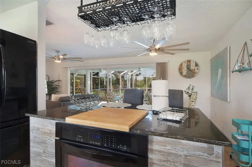 5818 SW 1st Court Cape Coral FL 33914