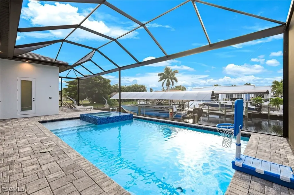 5130 Atlantic Court Cape Coral FL 33904