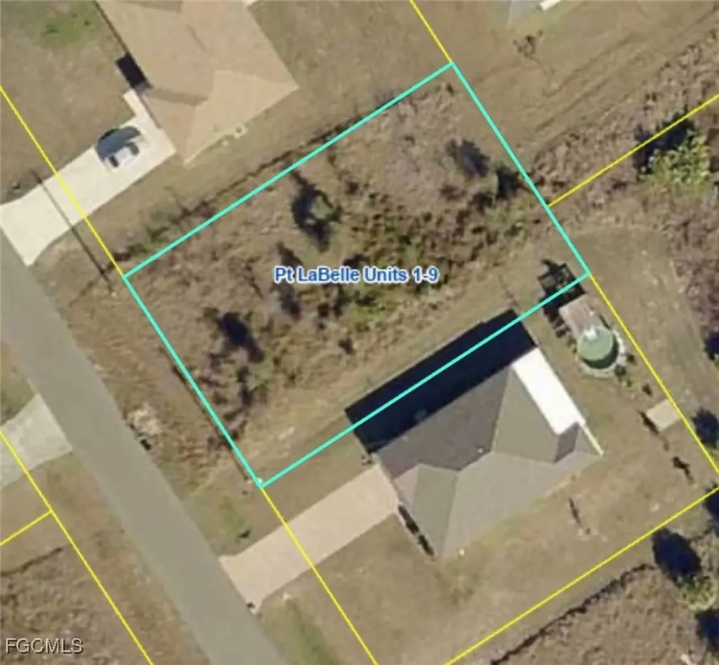 8013 Mangrove Circle Labelle FL 33935