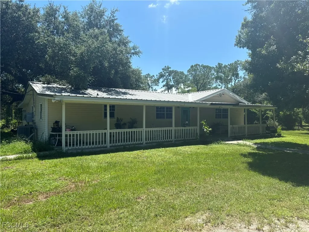 1451 Pollywog Drive Labelle FL 33935