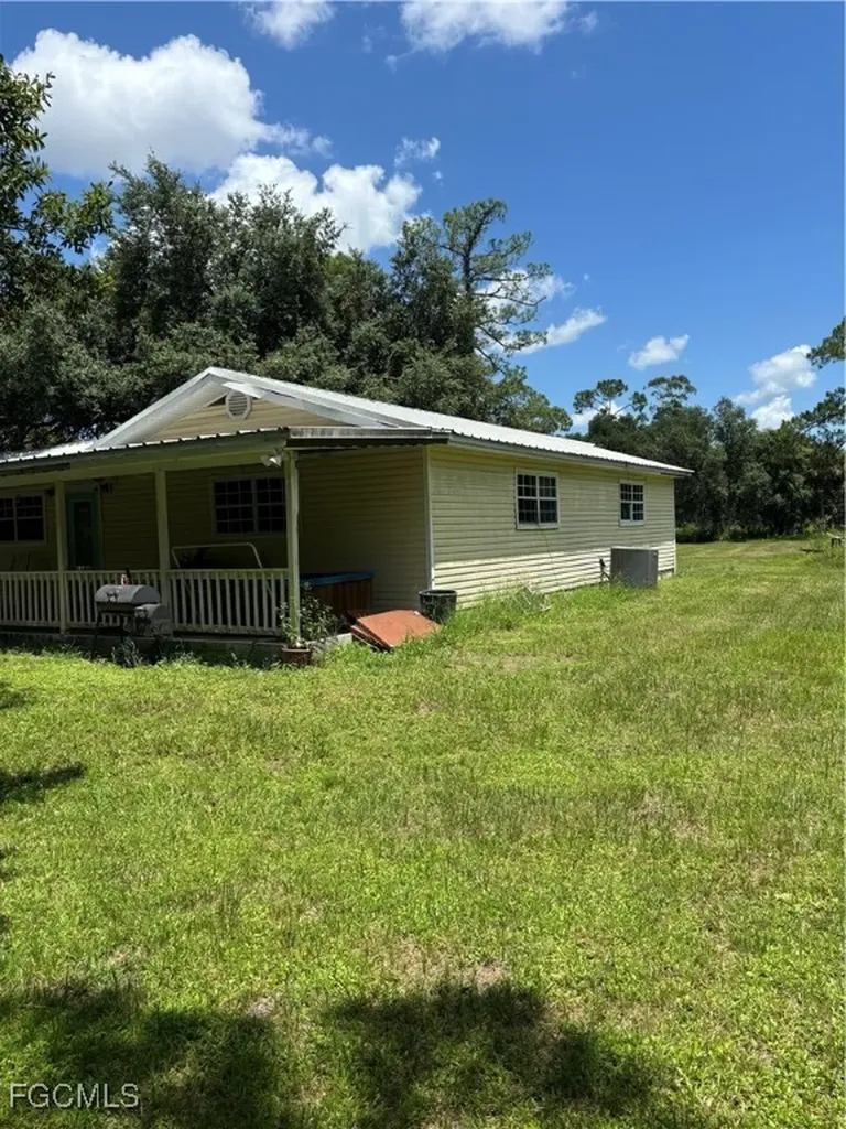 1451 Pollywog Drive Labelle FL 33935