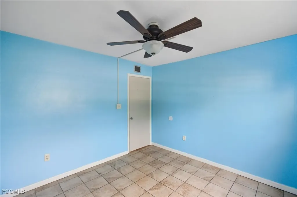 4931 Vincennes Court Cape Coral FL 33904