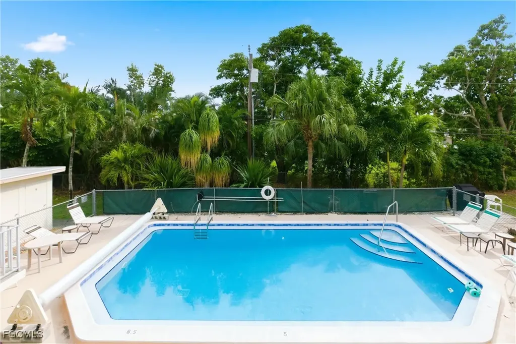 4931 Vincennes Court Cape Coral FL 33904