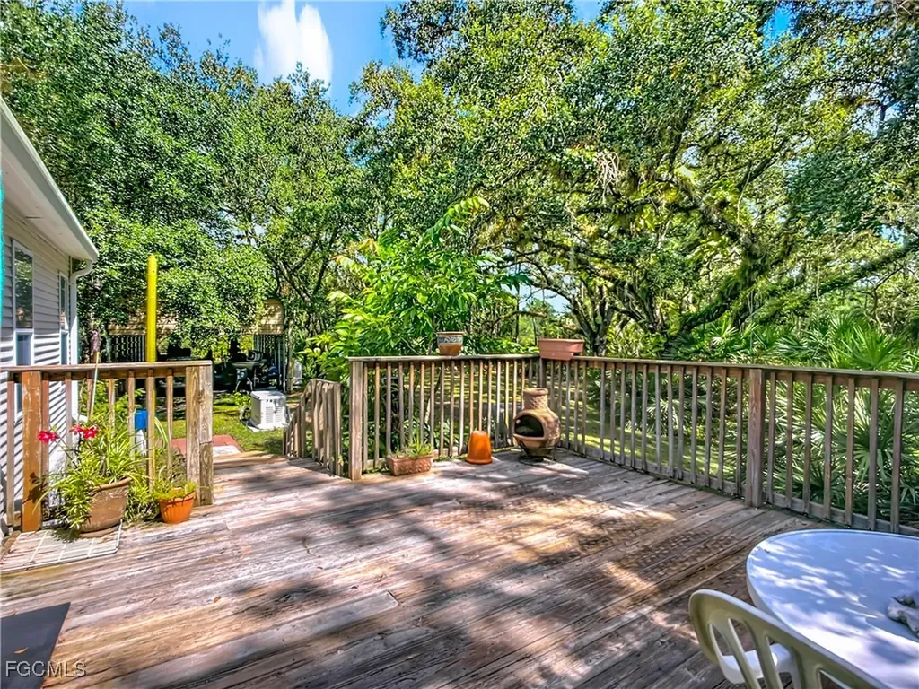 1432 Silver Lake Road Labelle FL 33935