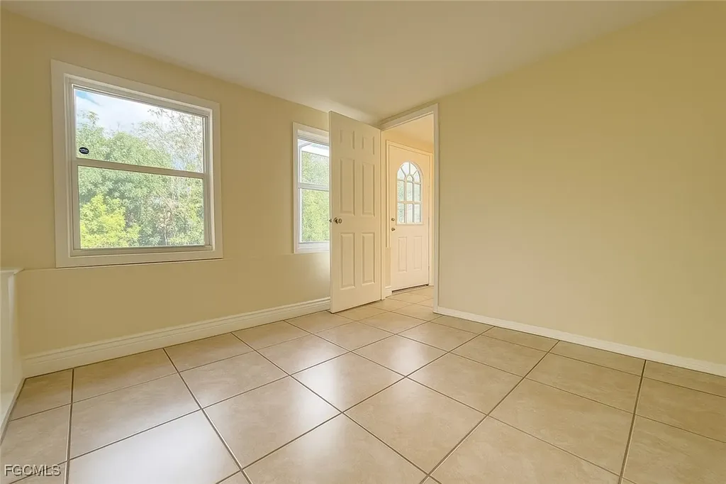 109 SE 46th Lane Cape Coral FL 33904