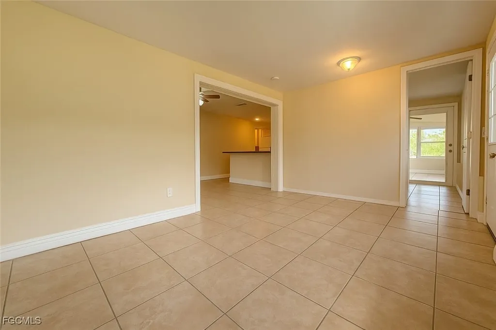 109 SE 46th Lane Cape Coral FL 33904