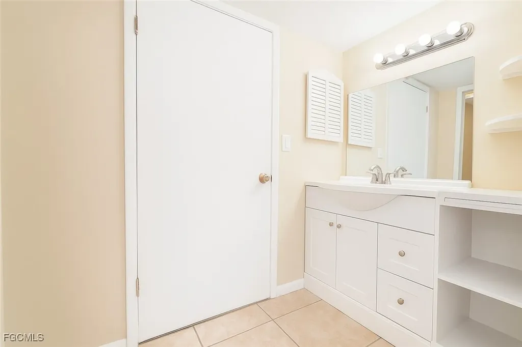 109 SE 46th Lane Cape Coral FL 33904