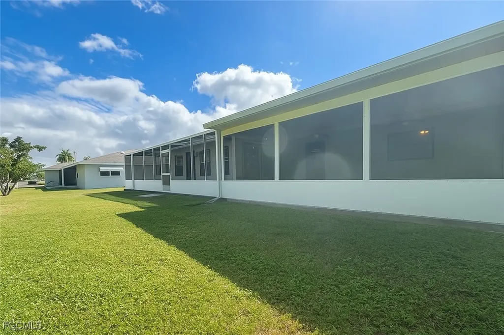 109 SE 46th Lane Cape Coral FL 33904