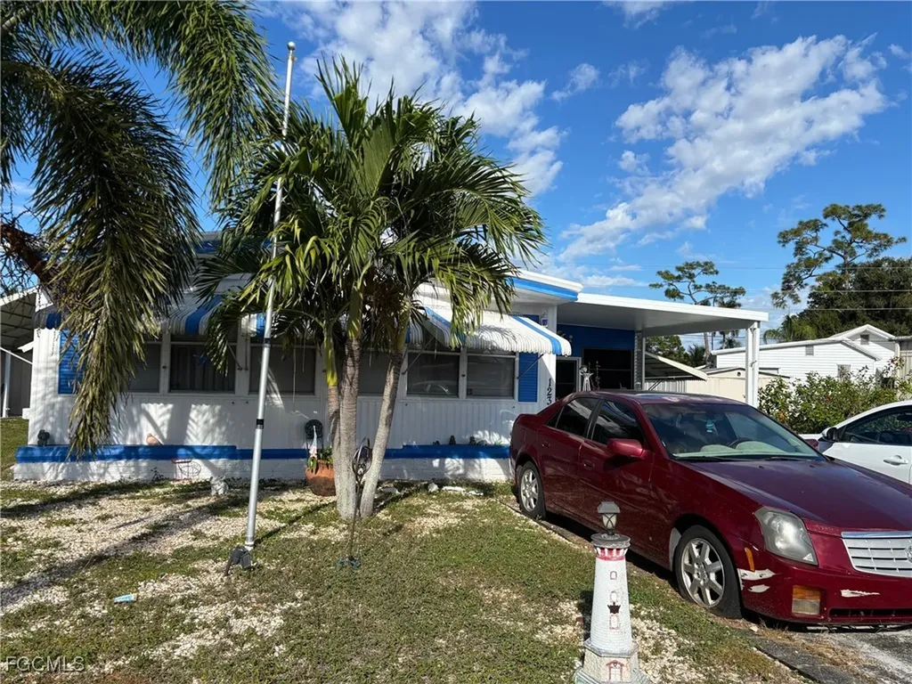 123 Torch Lane North Fort Myers FL 33917