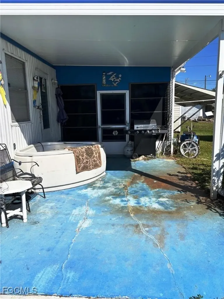 123 Torch Lane North Fort Myers FL 33917