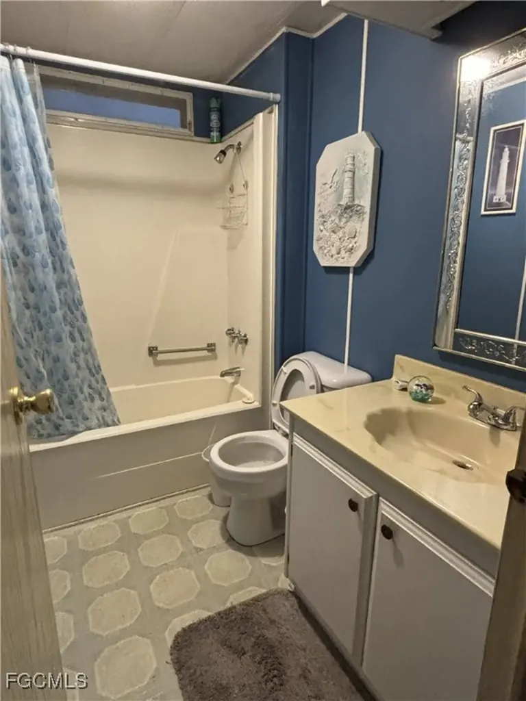 123 Torch Lane North Fort Myers FL 33917