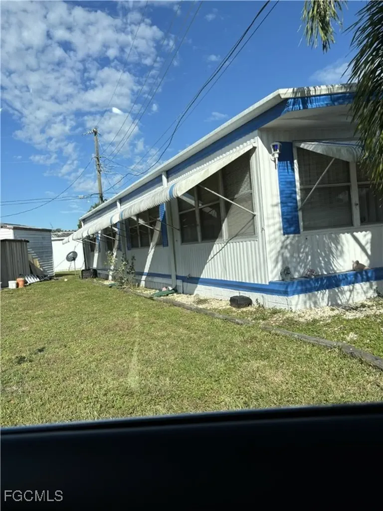 123 Torch Lane North Fort Myers FL 33917