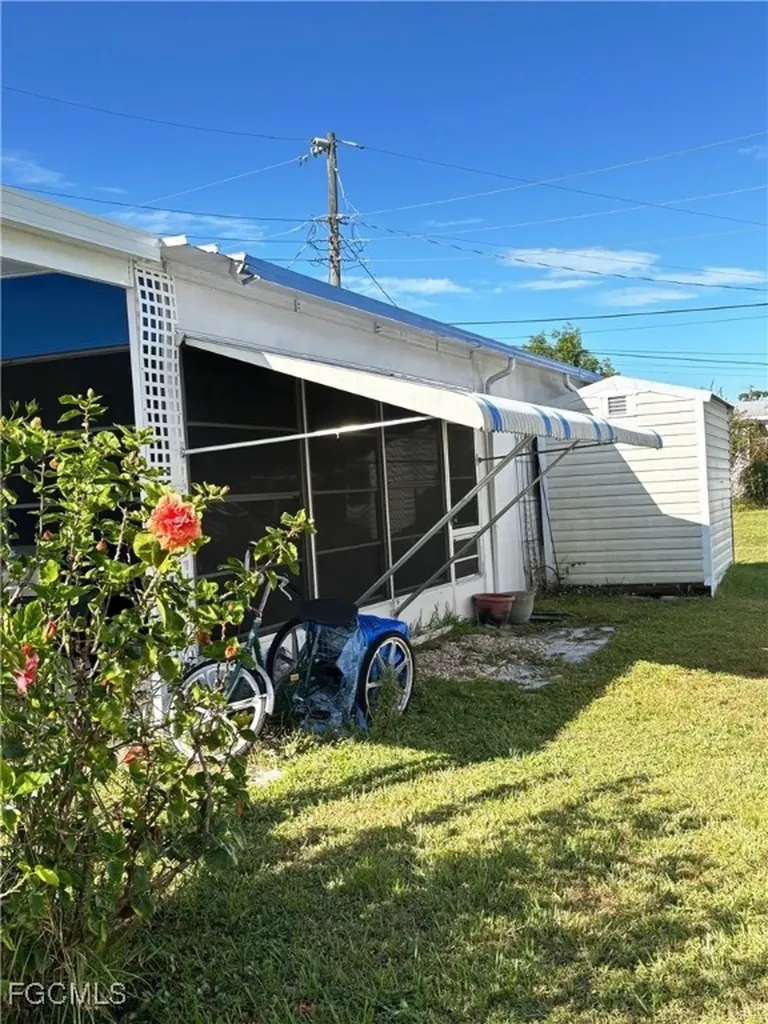 123 Torch Lane North Fort Myers FL 33917