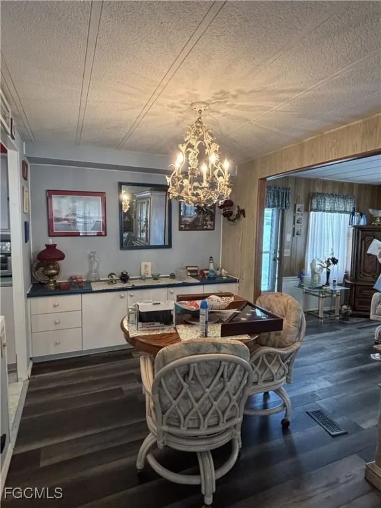 123 Torch Lane North Fort Myers FL 33917