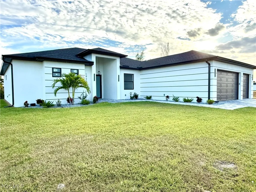 1926 NW 21st Street Cape Coral FL 33993