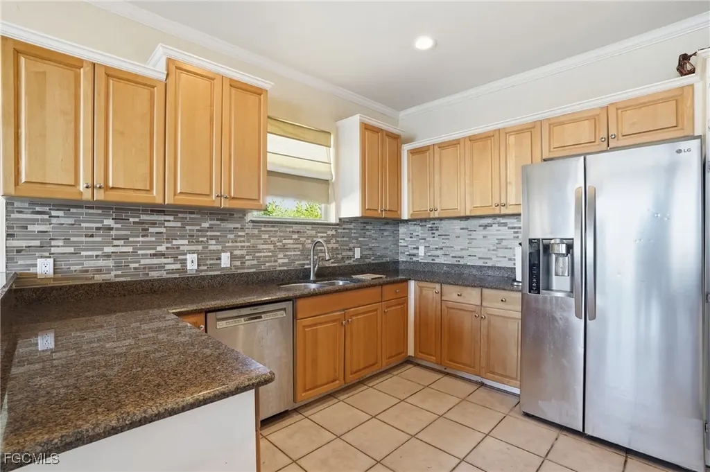 1624 Emerald Cove Drive Cape Coral FL 33991
