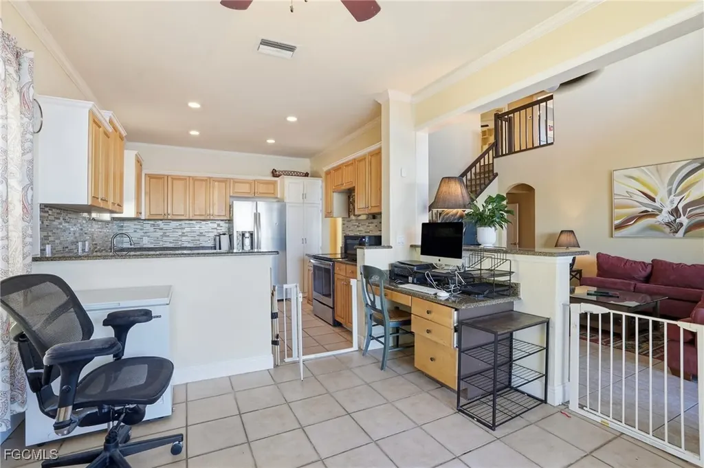 1624 Emerald Cove Drive Cape Coral FL 33991