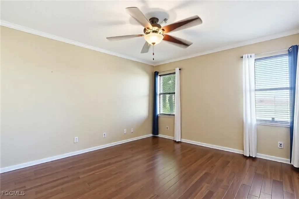 1624 Emerald Cove Drive Cape Coral FL 33991