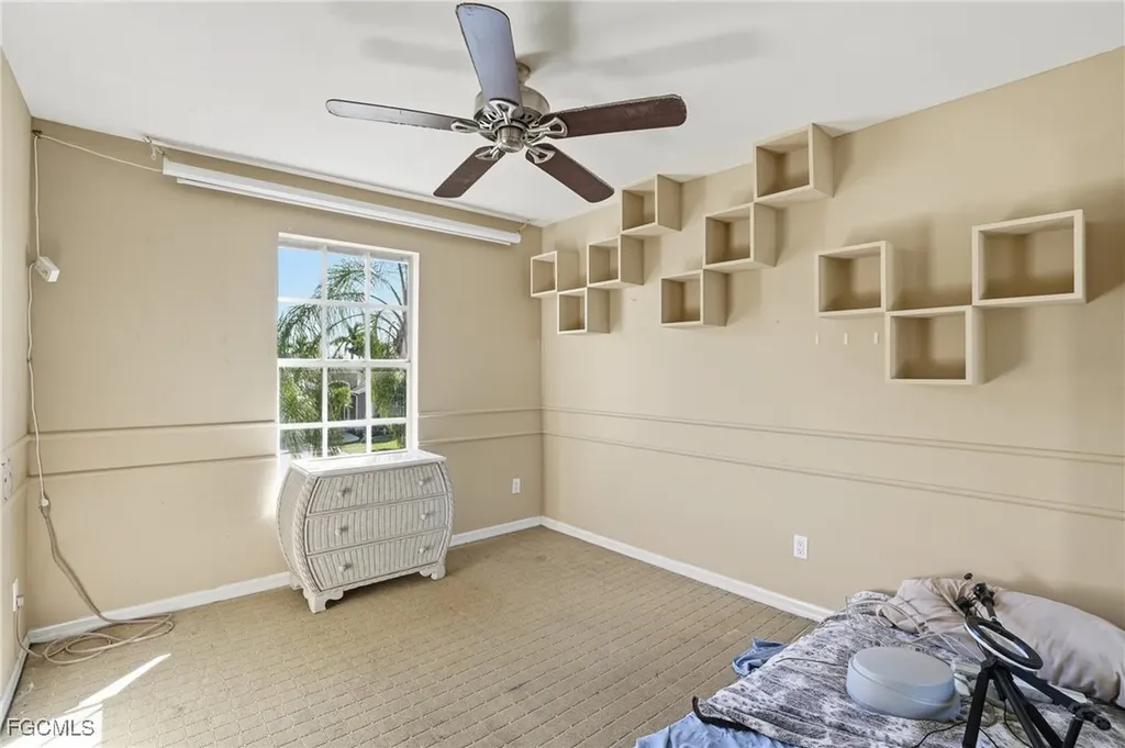1624 Emerald Cove Drive Cape Coral FL 33991