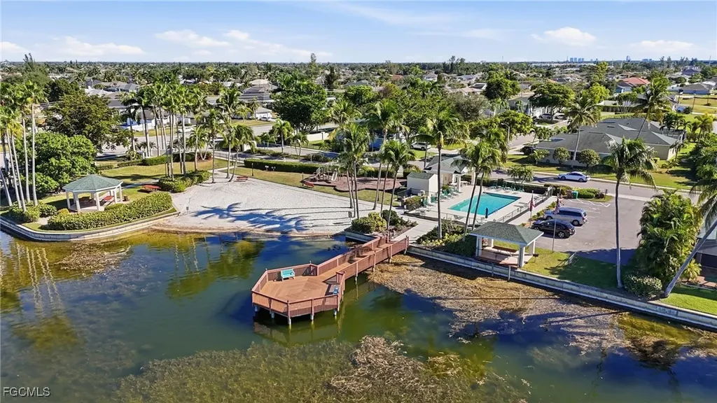 1624 Emerald Cove Drive Cape Coral FL 33991