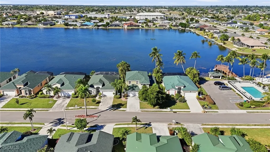 1624 Emerald Cove Drive Cape Coral FL 33991