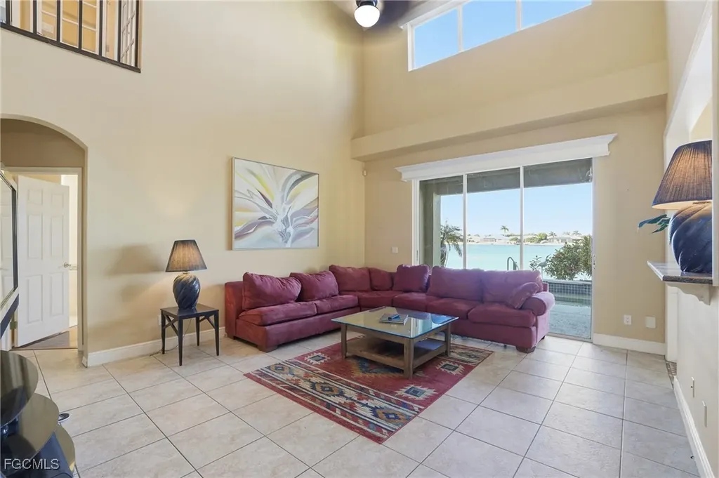 1624 Emerald Cove Drive Cape Coral FL 33991