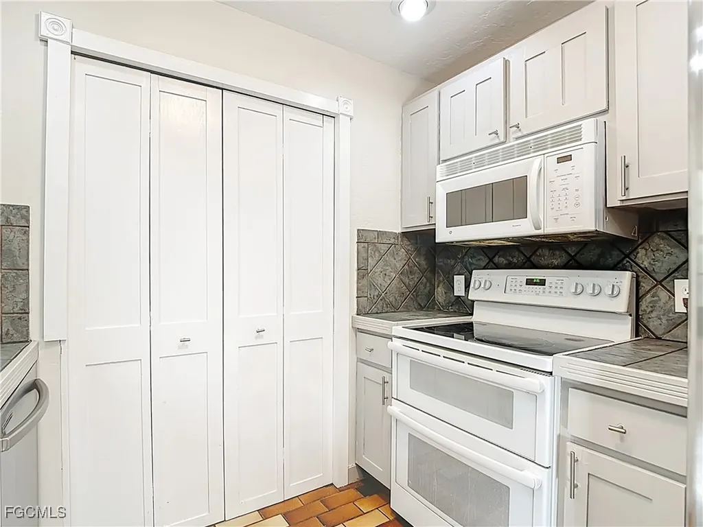 7286 Jonas Road Fort Myers FL 33967