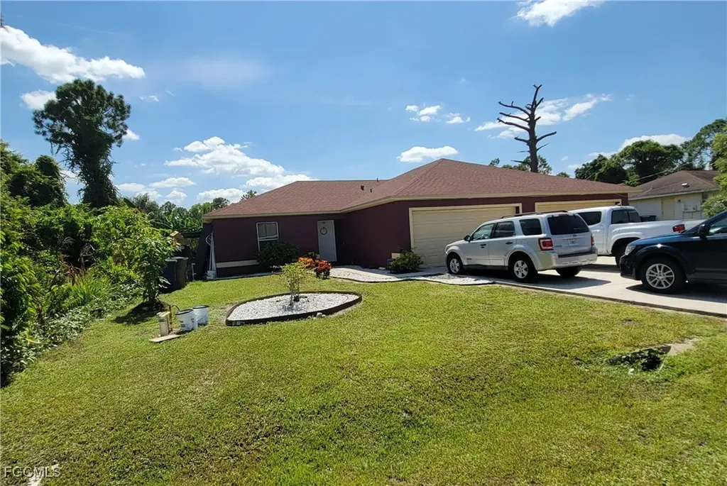 5235 30th Street SW Lehigh Acres FL 33973