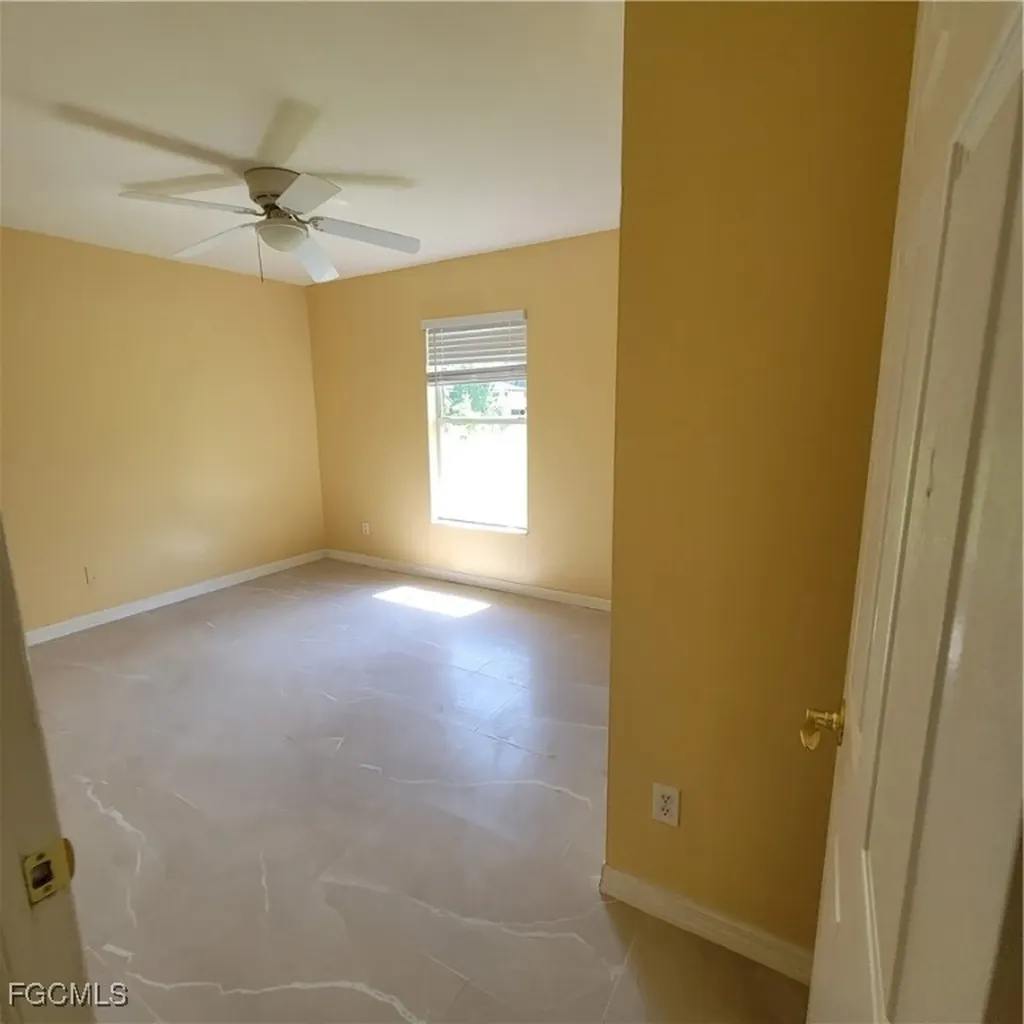 5235 30th Street SW Lehigh Acres FL 33973