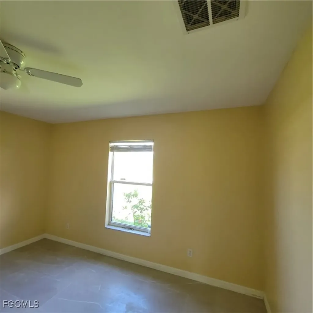 5235 30th Street SW Lehigh Acres FL 33973