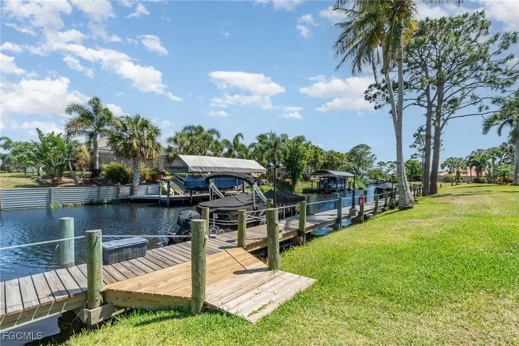 15350 Moonraker Court North Fort Myers FL 33917