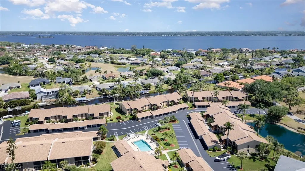 15350 Moonraker Court North Fort Myers FL 33917