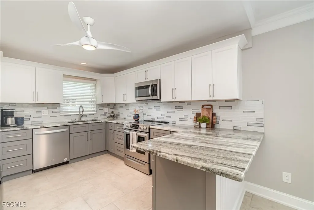 15350 Moonraker Court North Fort Myers FL 33917