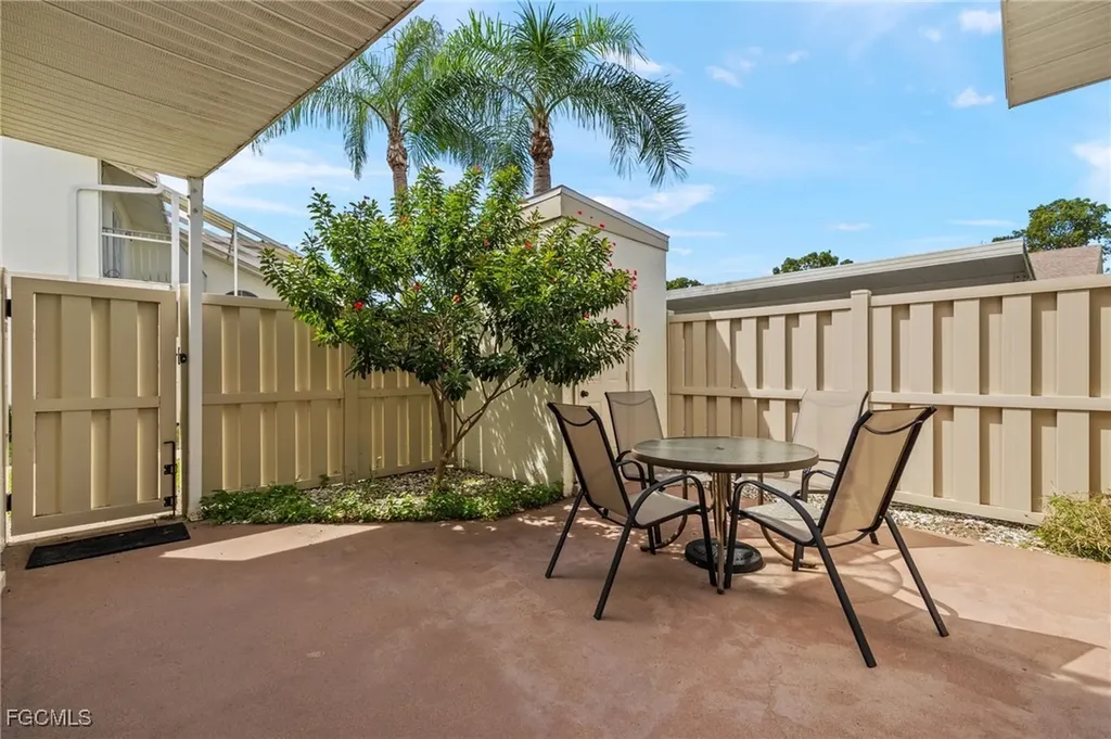 6891 Pentland Way Fort Myers FL 33966