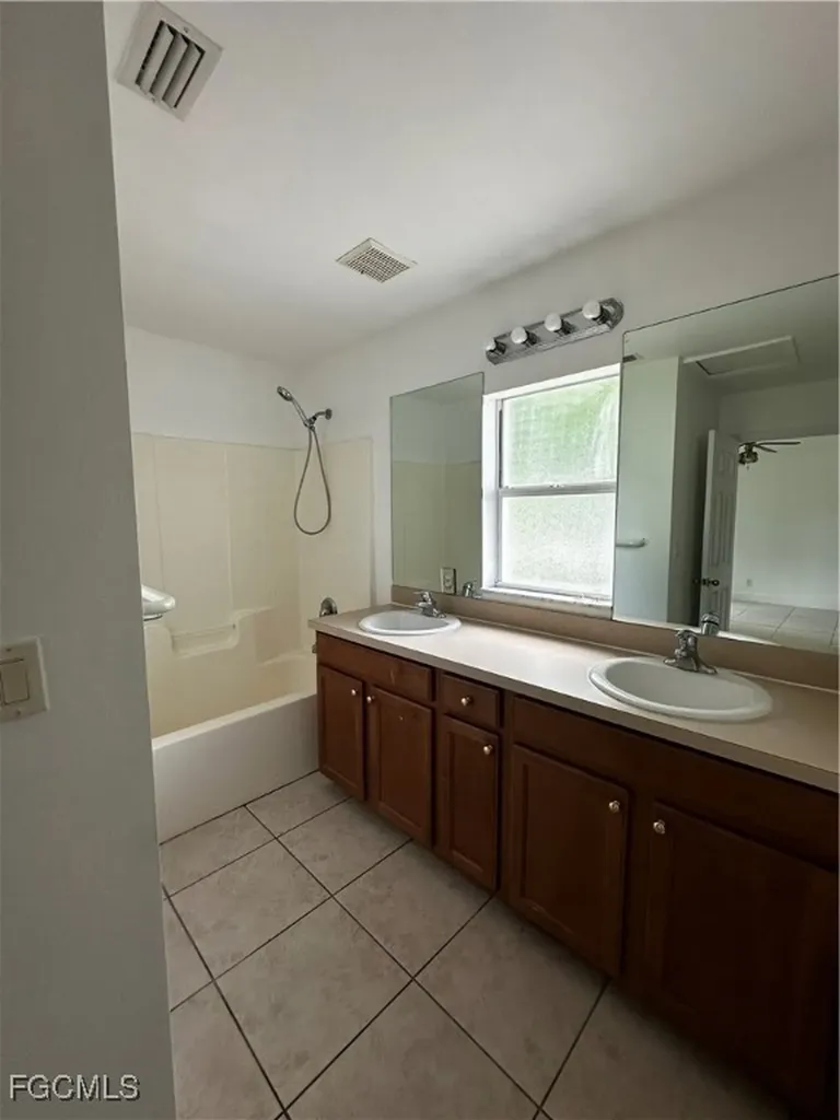 301 E 12th Street Lehigh Acres FL 33972