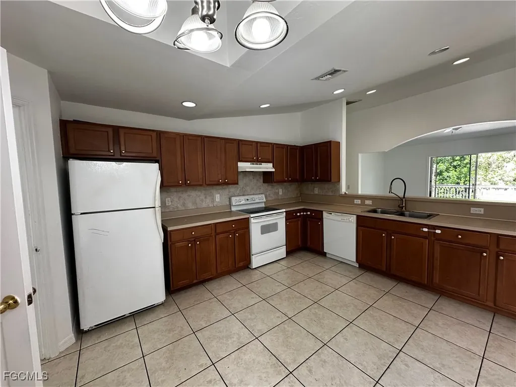 301 E 12th Street Lehigh Acres FL 33972