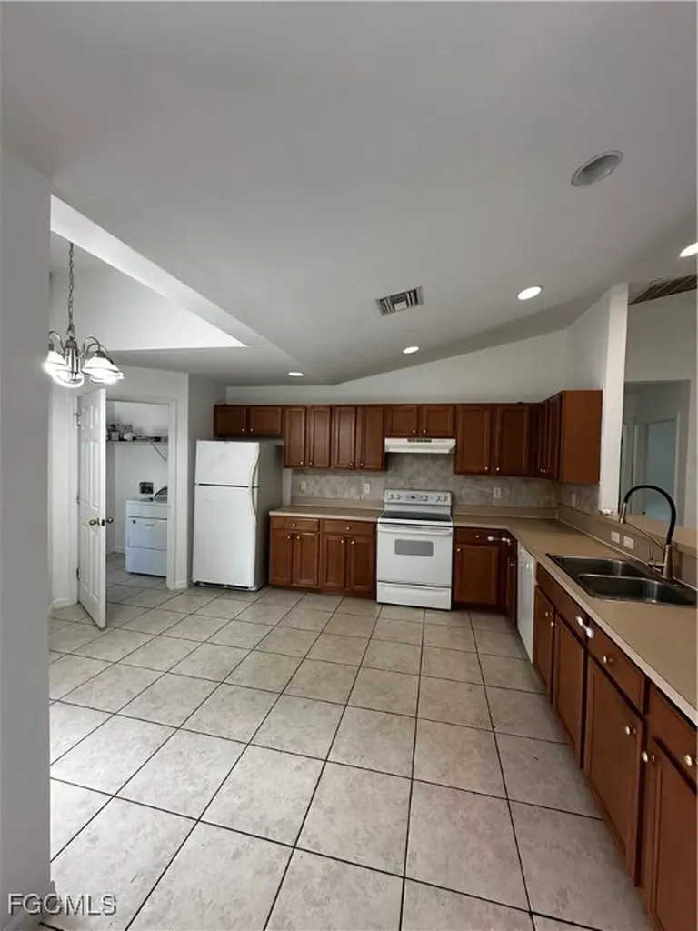 301 E 12th Street Lehigh Acres FL 33972