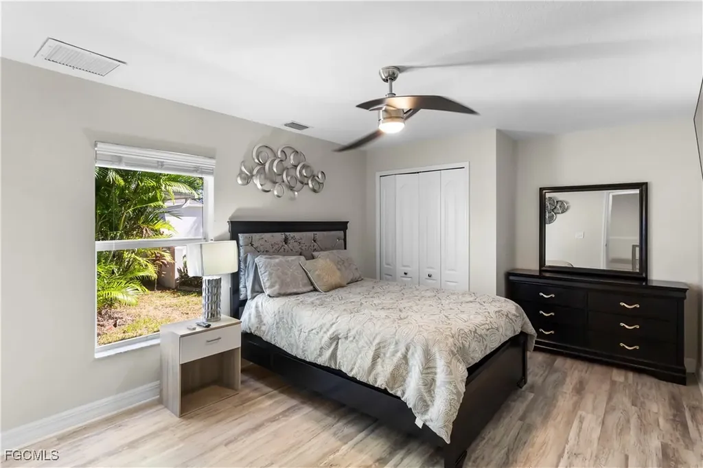 1905 SW 51st Terrace Cape Coral FL 33914