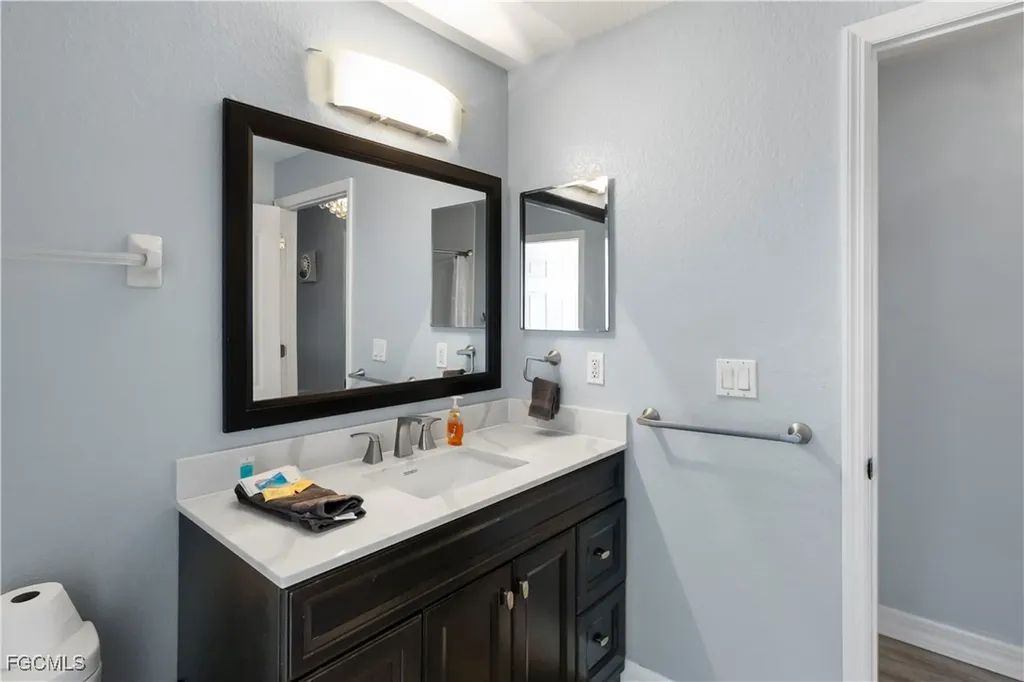 1905 SW 51st Terrace Cape Coral FL 33914