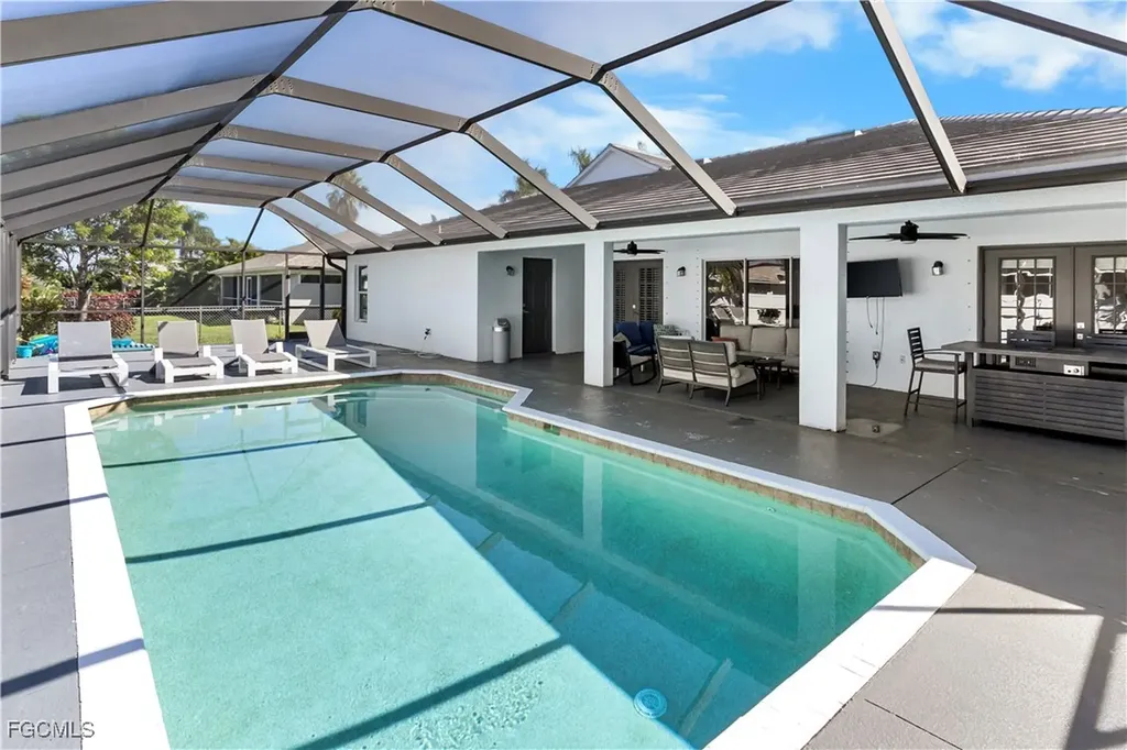 1905 SW 51st Terrace Cape Coral FL 33914