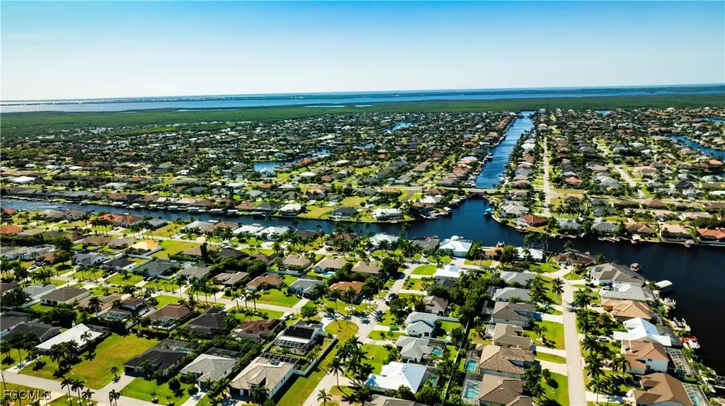 1905 SW 51st Terrace Cape Coral FL 33914