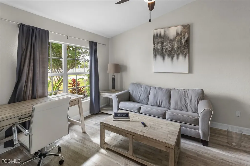 1905 SW 51st Terrace Cape Coral FL 33914