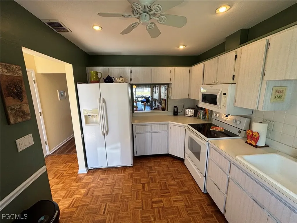 1515 Edgewater Circle Fort Myers FL 33919