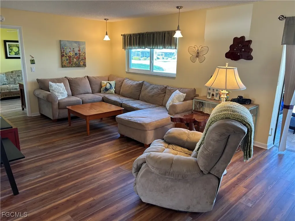 1515 Edgewater Circle Fort Myers FL 33919