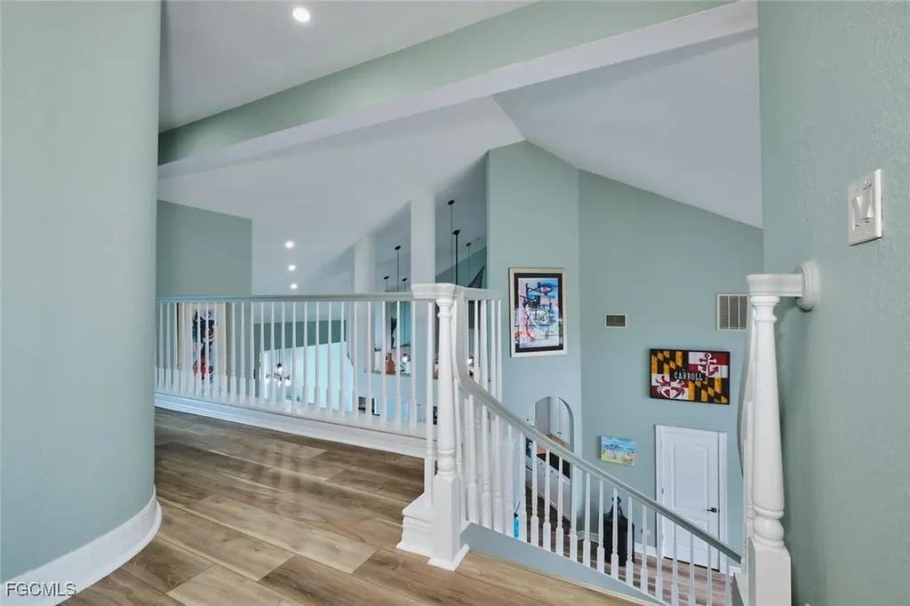 5318 Bayside Court Cape Coral FL 33904