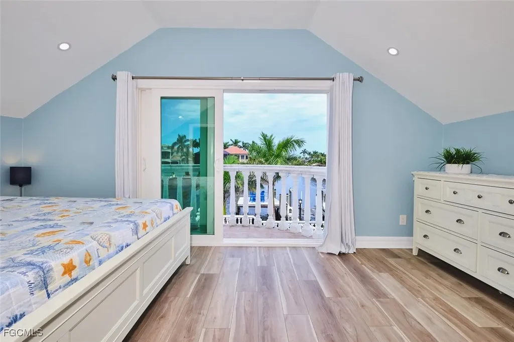 5318 Bayside Court Cape Coral FL 33904