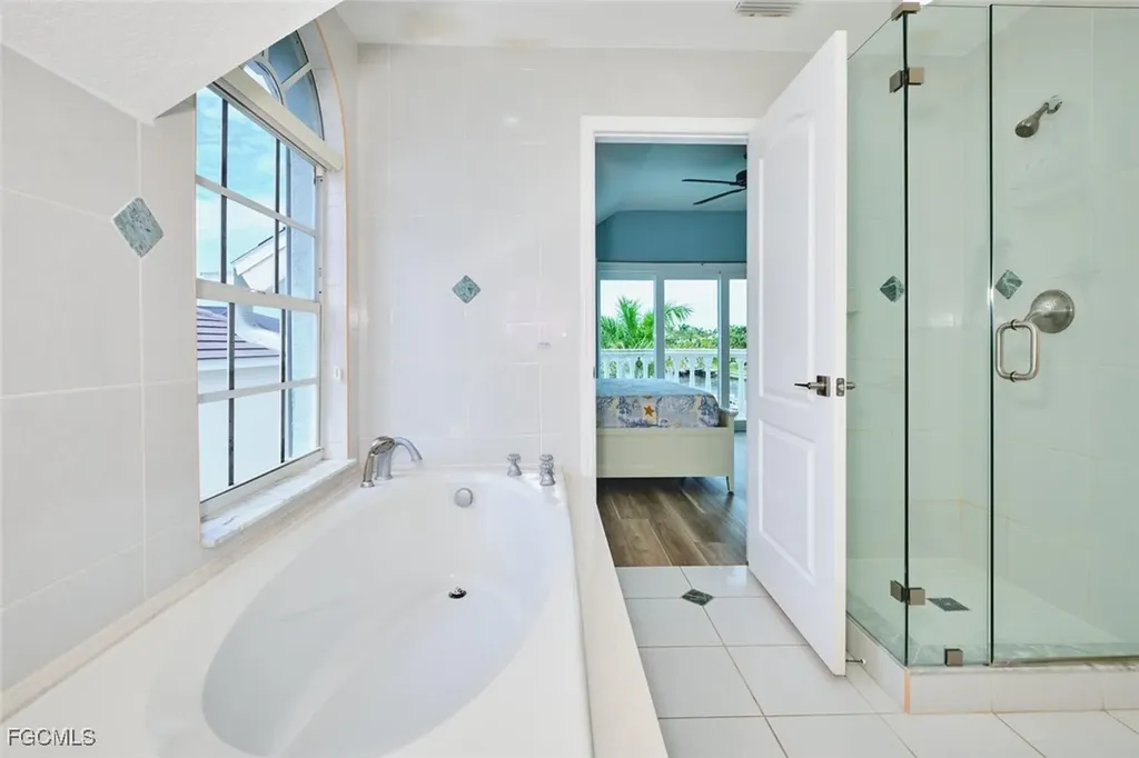 5318 Bayside Court Cape Coral FL 33904