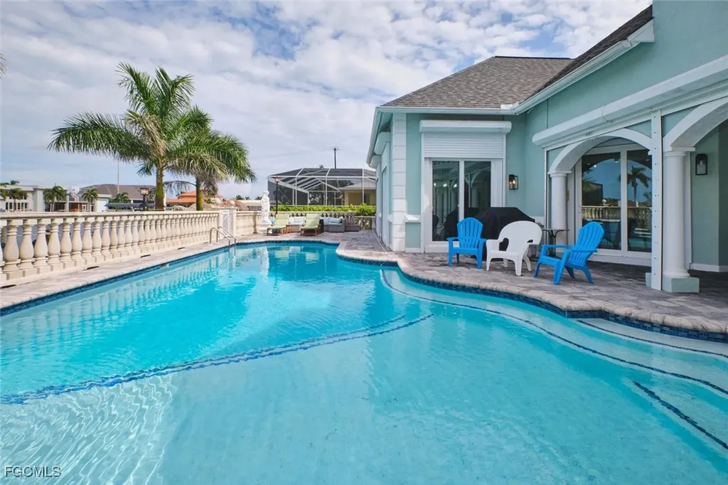 5318 Bayside Court Cape Coral FL 33904